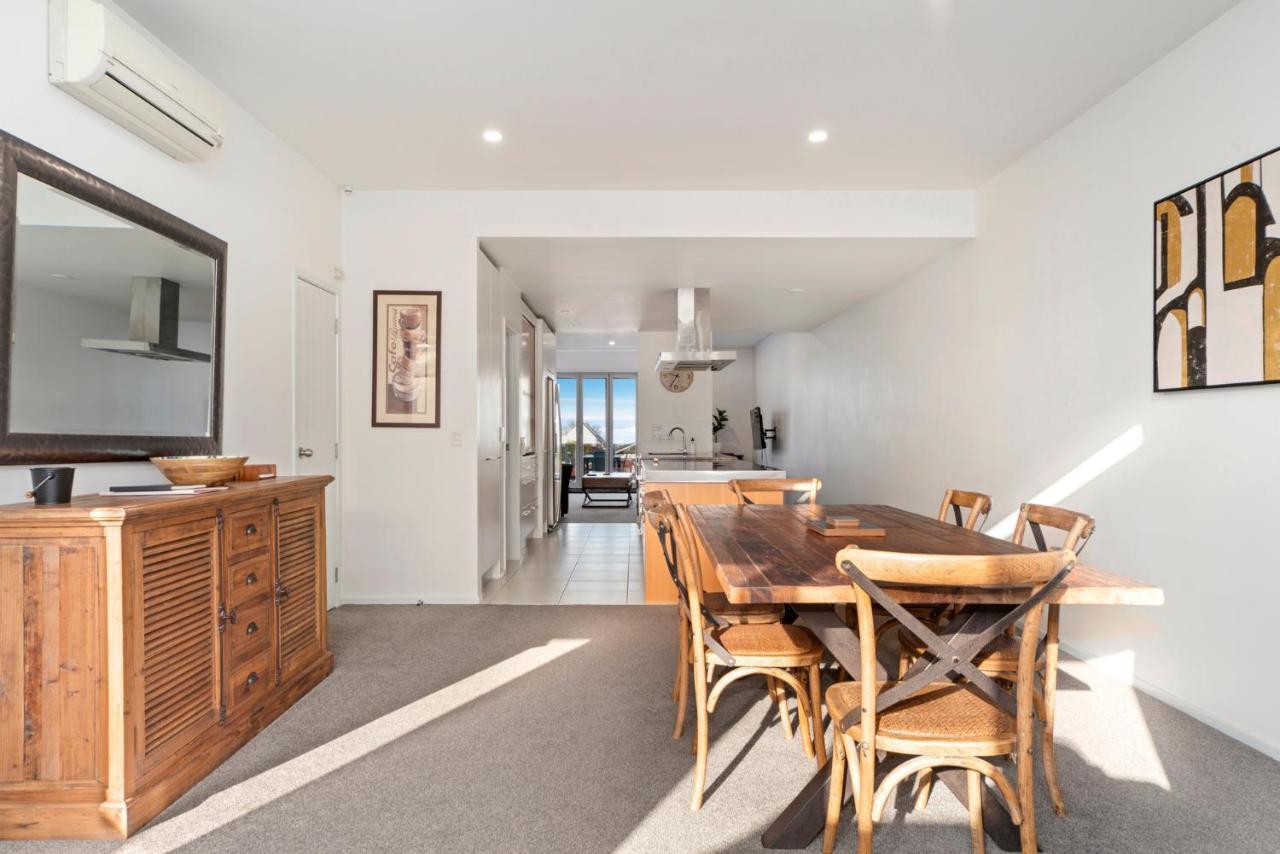 Lakeview Luxury - Taupo Holiday Apartment Bagian luar foto