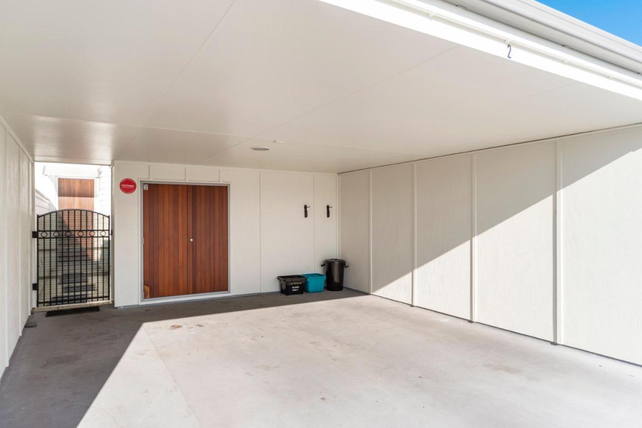 Lakeview Luxury - Taupo Holiday Apartment Bagian luar foto