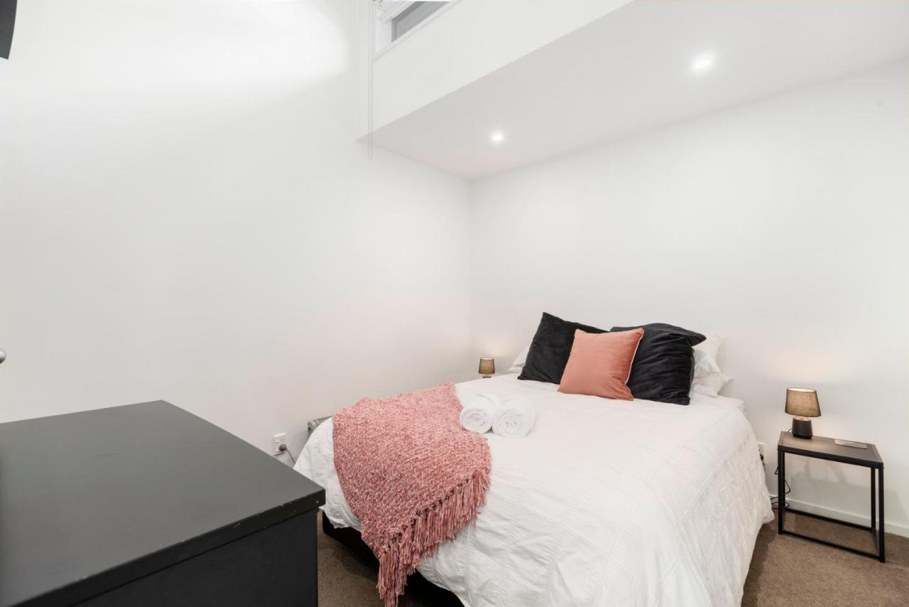 Lakeview Luxury - Taupo Holiday Apartment Bagian luar foto