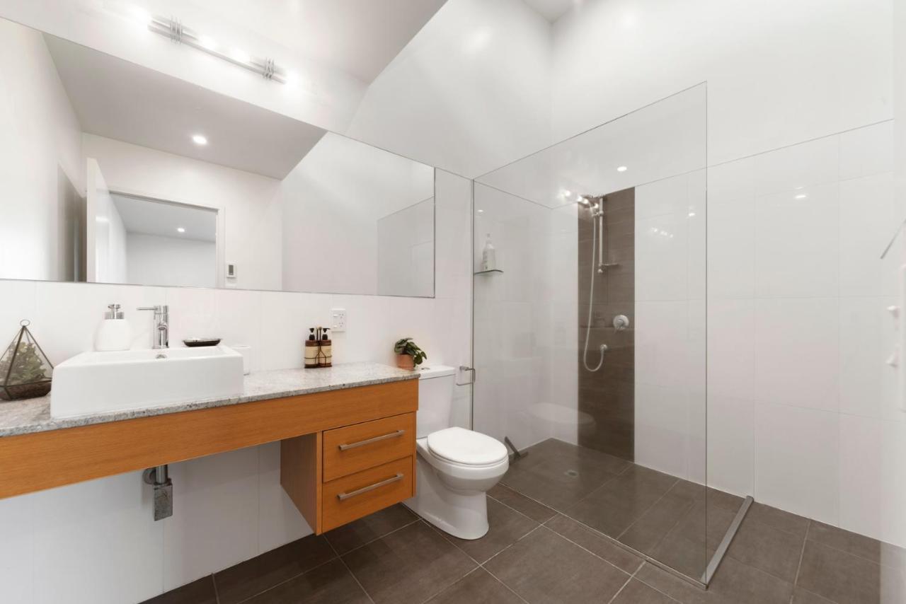Lakeview Luxury - Taupo Holiday Apartment Bagian luar foto